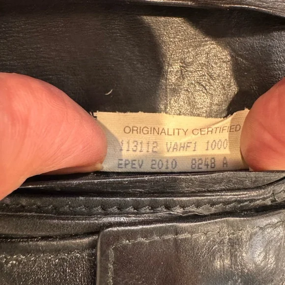 Authentic Bottega Veneta Black Woven Leather Wallet - Picture 15 of 15